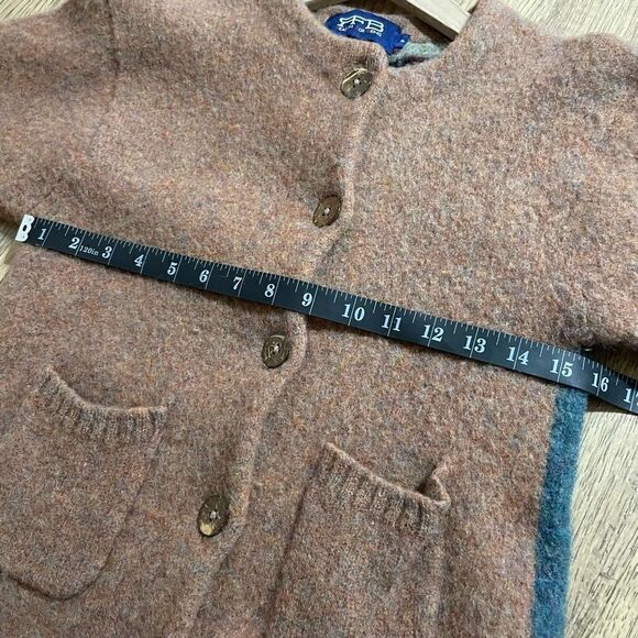 Vintage Disney Wool Snow White and The Seven Dwarfs Bashful Cardigan Sweater Siz - Picture 13 of 15